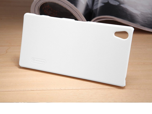 Чехол Nillkin Hard case для Sony Xperia Z5 premium (белый, пластиковый)
