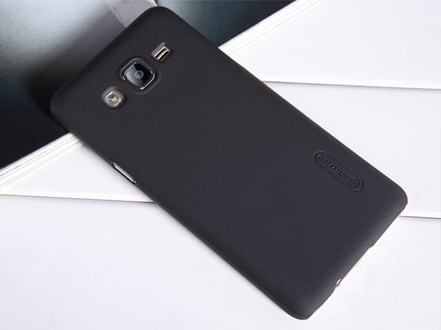 Чехол Nillkin Hard case для Samsung Galaxy On5 (черный, пластиковый)