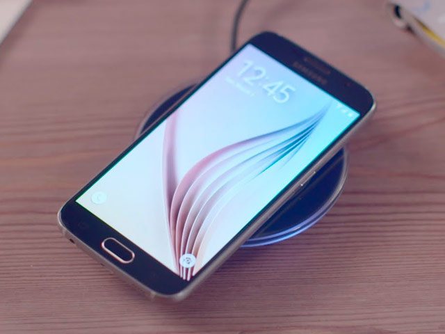 Беспроводное зарядное устройство Samsung Fast Wireless Charger (черное, стандарт QI)