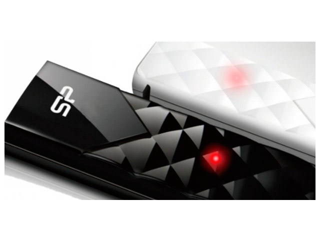 Флеш-карта Silicon Power USB Blaze B20 (8Gb, USB 3.0, черная)