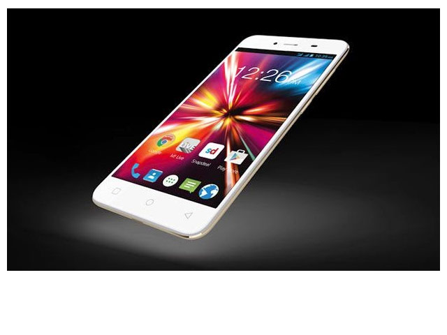 Смартфон Micromax Canvas Spark Q380 (белый, 8Gb, 4.7