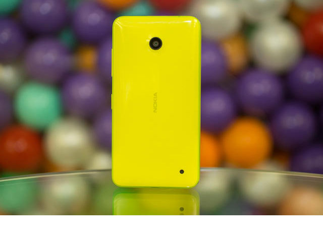 Смартфон Nokia Lumia 630 (dualSIM, желтый, 8Gb, 4.5