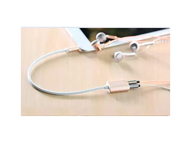 AUX-кабель Remax Aux Audio cable (тройник, 25 cм, папа-мама, золотистый)