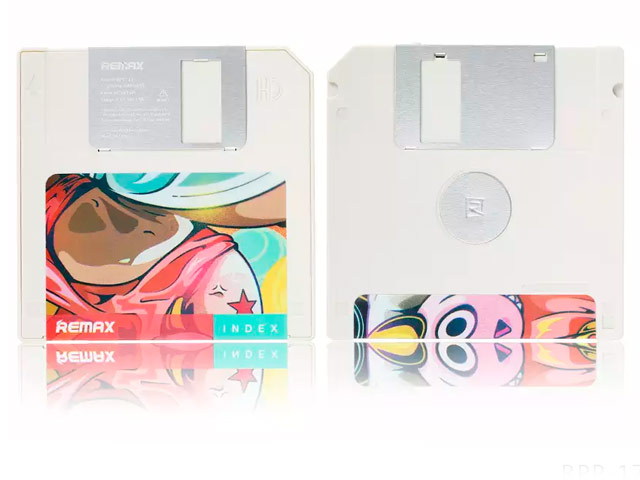 Внешняя батарея Remax Floppy Disk series универсальная (5000 mAh, белая)