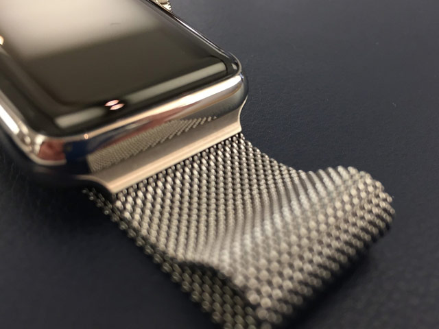 Ремешок для часов Synapse Milanese Loop для Apple Watch (42/44/45 мм, светло-золотистый, стальной)