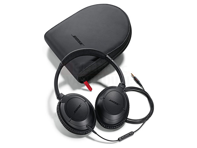 Наушники Bose SoundTrue Around-Ear универсальные (iOS, черные, микрофон)