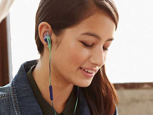 Наушники Bose FreeStyle Earbuds универсальные (iOS, Indigo, микрофон)