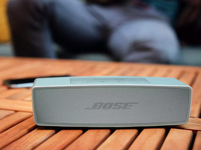 Портативная колонка Bose SoundLink Mini II (серебристая, беcпроводная, стерео 2.1)