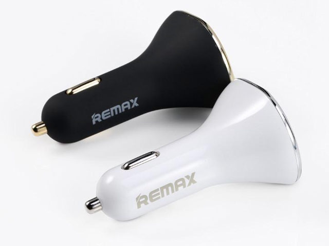 Зарядное устройство Remax Car Charger RCC302 универсальное (автомобильное, 6.3A, 3xUSB, черное)