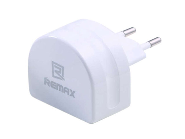 Зарядное устройство Remax Cresent Charger универсальное (сетевое, 3xUSB, 3.1A, белое)