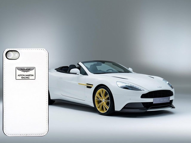 Чехол Aston Martin Luxury Backcase для Apple iPhone SE (белый, кожаный)