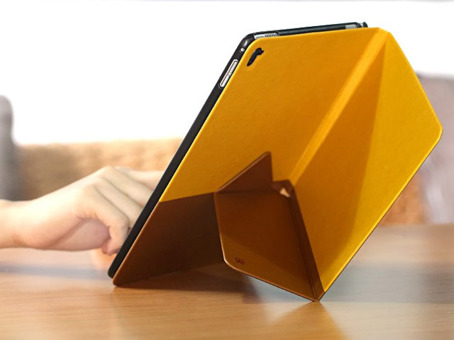 Чехол Remax Nick Case для Apple iPad Pro 9.7 (коричневый, винилискожа)