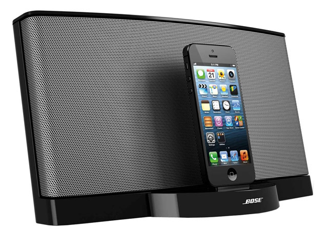Акустичесная dock-станция Bose SoundDock Series III для Apple iPhone/iPod (черная, стерео, Lightning)