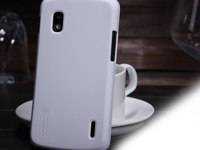 Чехол Nillkin Hard case для LG Google Nexus 4 E960 (белый, пластиковый)