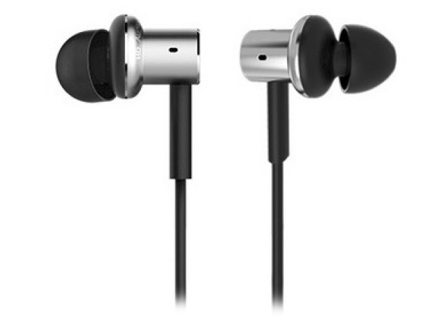 Наушники Xiaomi Mi In-Ear Headphones Pro универсальные (серебристые, пульт/микрофон, 20-20000 Гц)