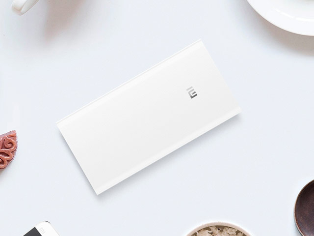 Внешняя батарея Xiaomi Mi Power Bank универсальная (20000 mAh, белая)