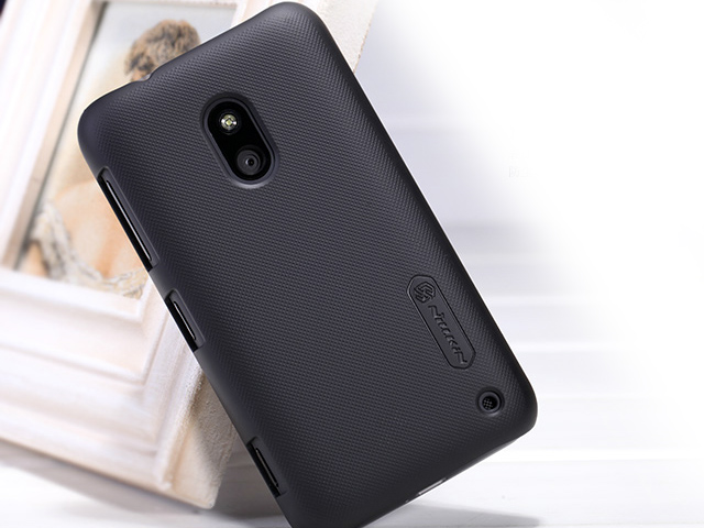 Чехол Nillkin Hard case для Nokia Lumia 620 (черный, пластиковый)