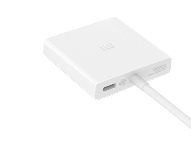 Адаптер Xiaomi USB-C to HDMI Adapter универсальный (USB Type C, HDMI, USB, белый)