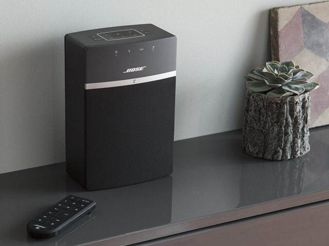 Портативная колонка Bose SoundTouch 10 (черная, беcпроводная, стерео, пульт)