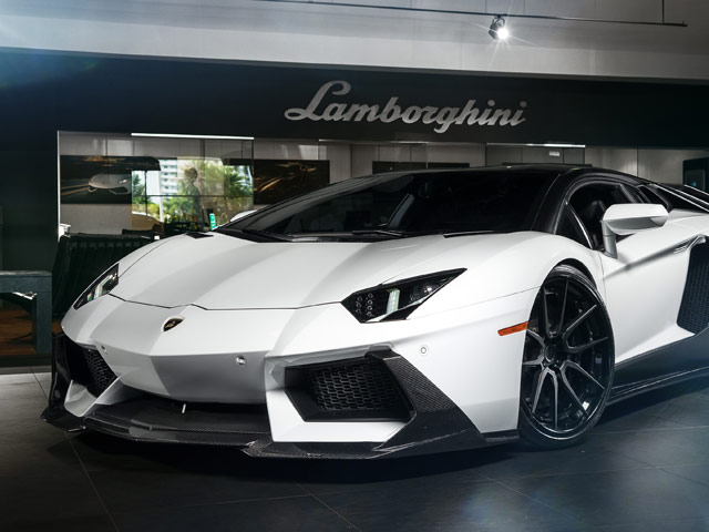 Чехол Lamborghini Scuderia D2 для Apple iPhone 8 (черный/белый, карбон)