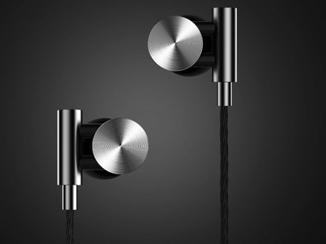 Наушники Remax Metal Hi-Fi Earphone RM-530 (черные, пульт/микрофон, 9 мм)