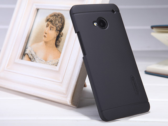 Чехол Nillkin Hard case для HTC One 801e (HTC M7) (черный, пластиковый)