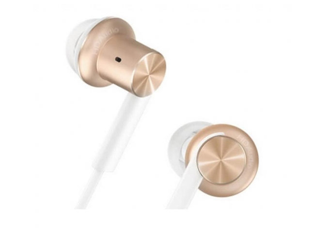 Наушники Xiaomi Mi In-Ear Headphones Pro универсальные (золотистые, пульт/микрофон, 20-20000 Гц)