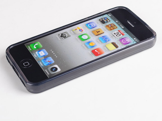 Чехол Jekod Soft case для Apple iPhone 5 (черный, гелевый)