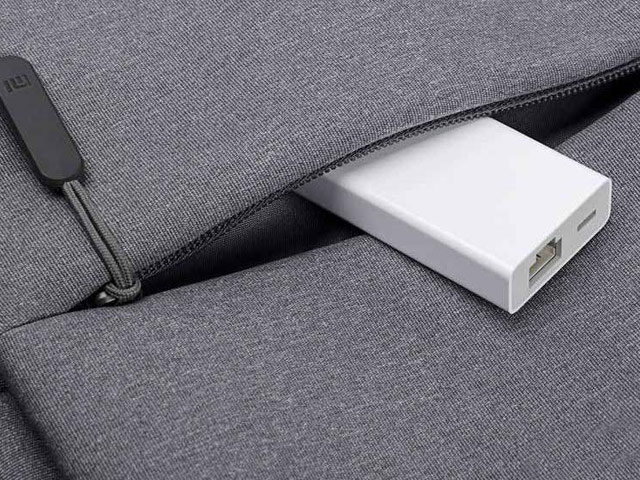 USB-хаб Xiaomi Mi USB 3.0 Hub универсальный (белый, 3 x USB, Ethernet-порт, белый, microUSB-порт)