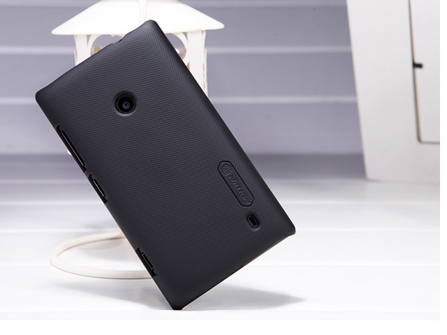 Чехол Nillkin Hard case для Nokia Lumia 520 (черный, пластиковый)