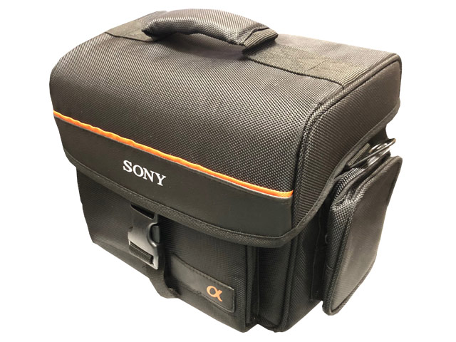 Сумка Sony Carrying Bag для фотоаппарата (черная, 210x160x140 мм)