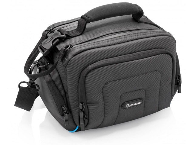 Чехол Capdase mKeeper Camera Shoulder Bag для фотоаппаратов (200 мм) (черный)
