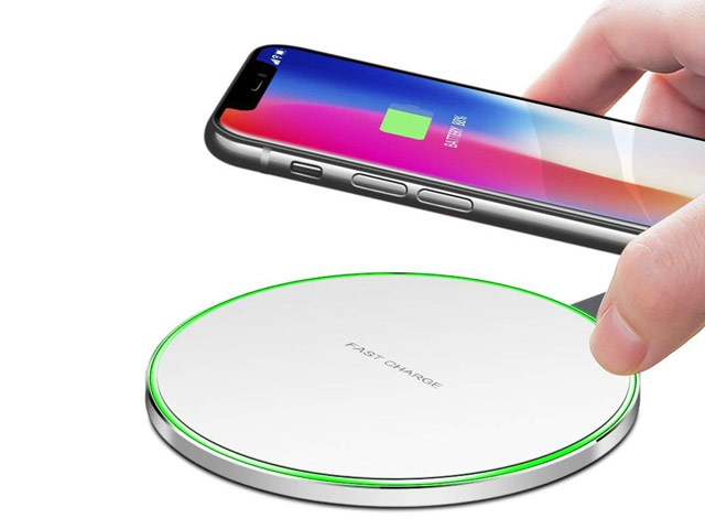 Беспроводное зарядное устройство Synapse Wireless Fast Charger (белое, Fast Charge, стандарт QI)