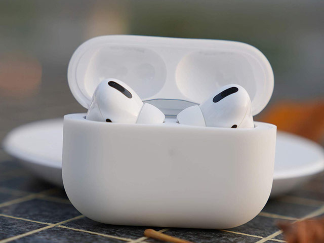 Чехол Synapse Protection Case для Apple AirPods pro (белый, силиконовый)