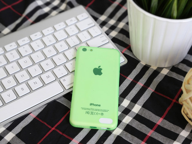 Чехол Discovery Buy Wing Series Case для Apple iPhone 5C (зеленый, гелевый)