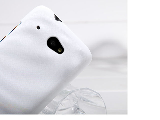 Чехол Nillkin Hard case для HTC Desire 601 619D (Zara) (белый, пластиковый)