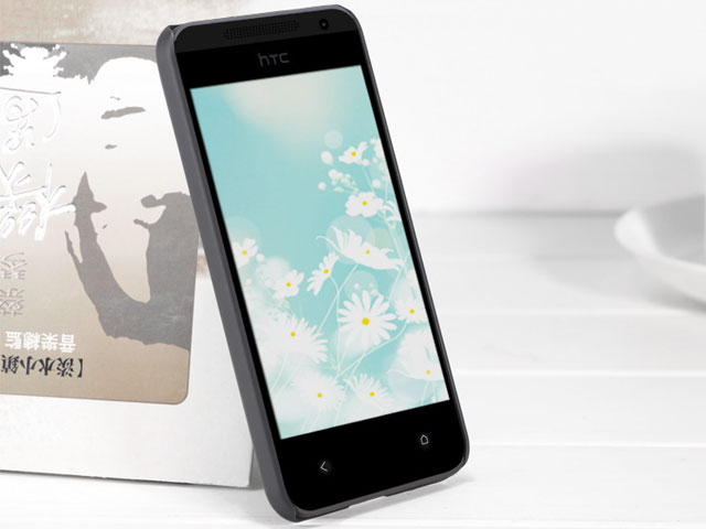Чехол Nillkin Hard case для HTC Desire 300 301E (белый, пластиковый)