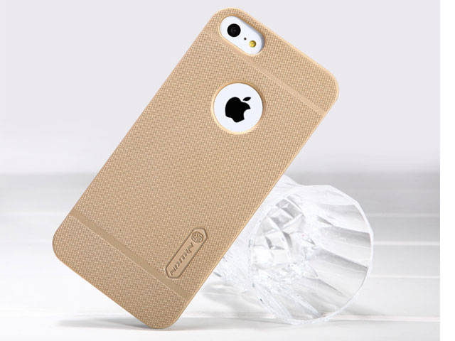 Чехол Nillkin Hard case для Apple iPhone 5/5S (золостистый, пластиковый)