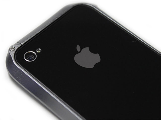 Чехол Cleave Aluminum для Apple iPhone 4 (серебристый)