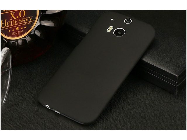 Чехол Yotrix HardCase для HTC new One (HTC M8) (черный, пластиковый)