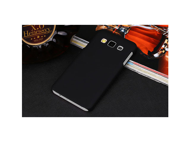 Чехол Yotrix HardCase для Samsung Galaxy A3 SM-A300 (черный, пластиковый)
