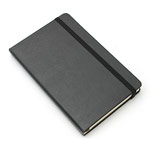 Записная книжка Moleskine Notebook (210x130 мм, чарная, нелинованная, 240 страниц)