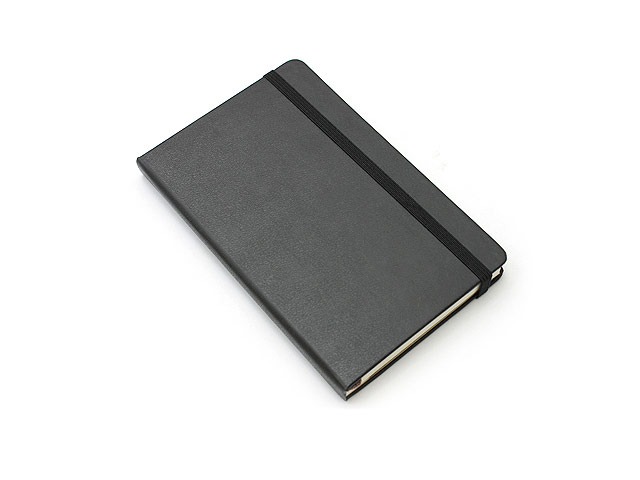 Записная книжка Moleskine Notebook (210x130 мм, чарная, нелинованная, 240 страниц)